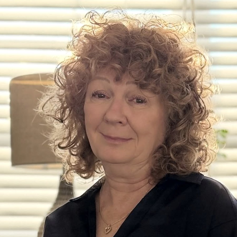 Lisa Newcomb, Founder